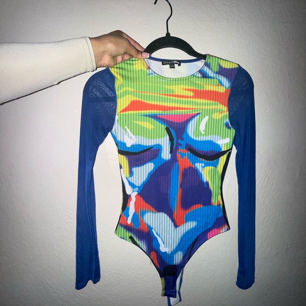 Fashion Nova Multicolor & Blue Long Sleeve Bodysuit
